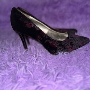 Carlos by Carlos Santana Elegant Black and Purple Velvet Heels